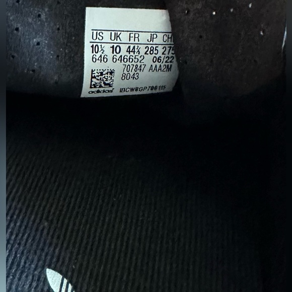 Adidas x Gucci gazelle. Size 10.5 Excellent condition. Worn 2x - Picture 6 of 10